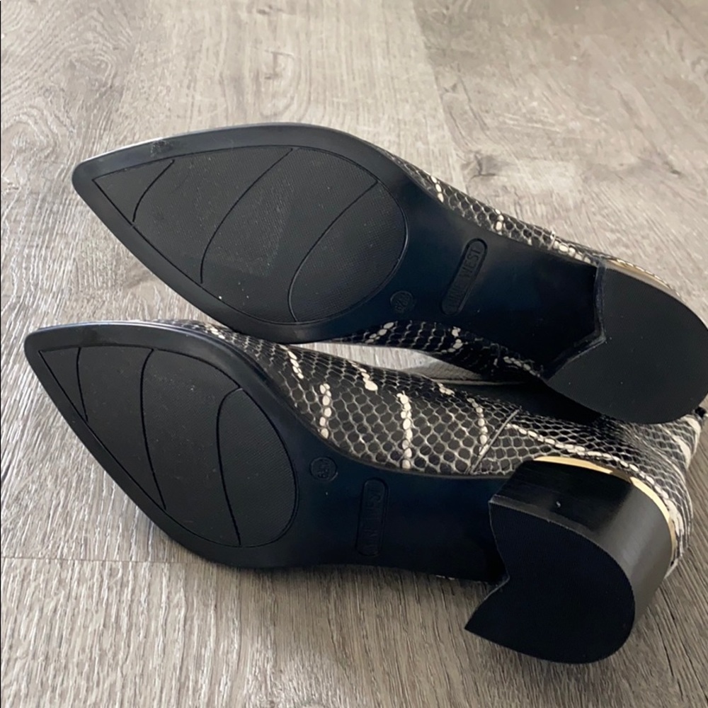NWOT - Beautiful New Booties - Picture 7 of 11